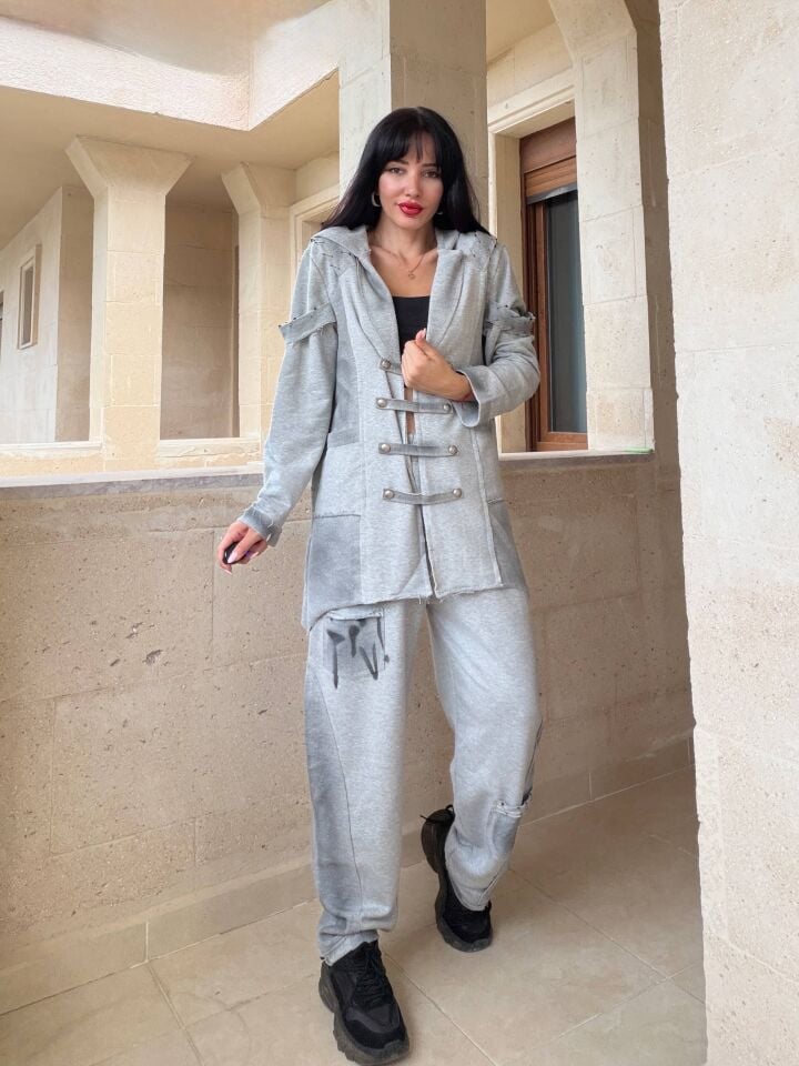 Salaş Model Tasarım Takım Gri