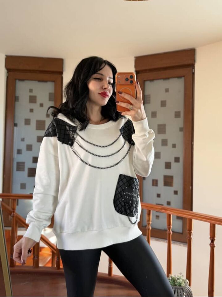 Zincir Detay Tasarım Bluz