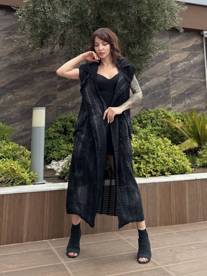 File Detay Tasarım Yelek Siyah